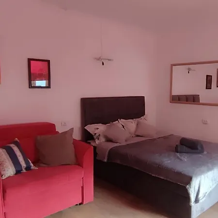 Republic Square Lägenhet