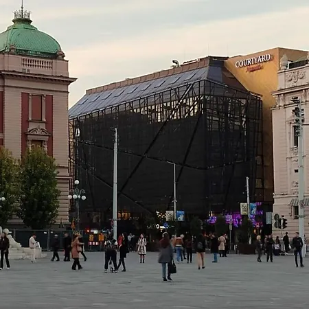 Daire Republic Square Belgrad
